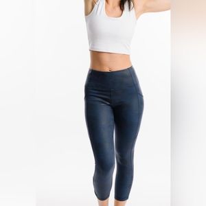 Zyia Distressed Blue Ankle Cinch Hi-Rise 7/8 24” size 4 EUC worn once